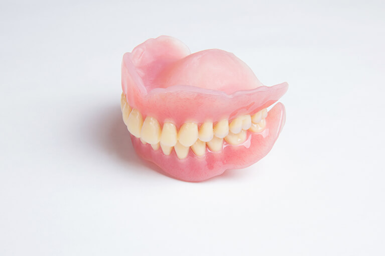 船堀の歯医者で入れ歯治療